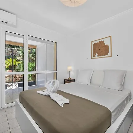 Διαμέρισμα Avec Terrasse, Patio Et Garage A Μεντόν